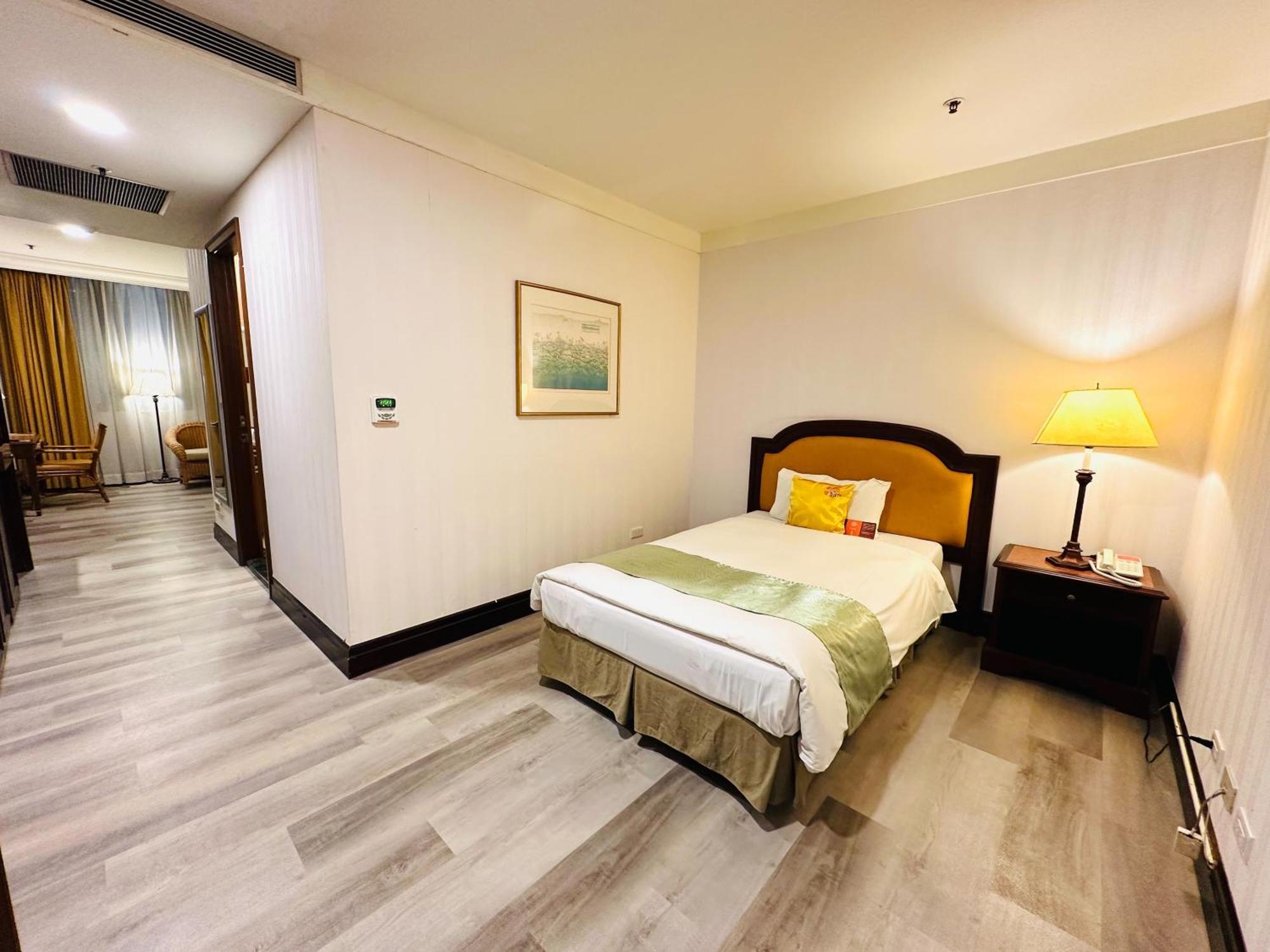 Wei-Yat Grand Hotel Tainan Buitenkant foto