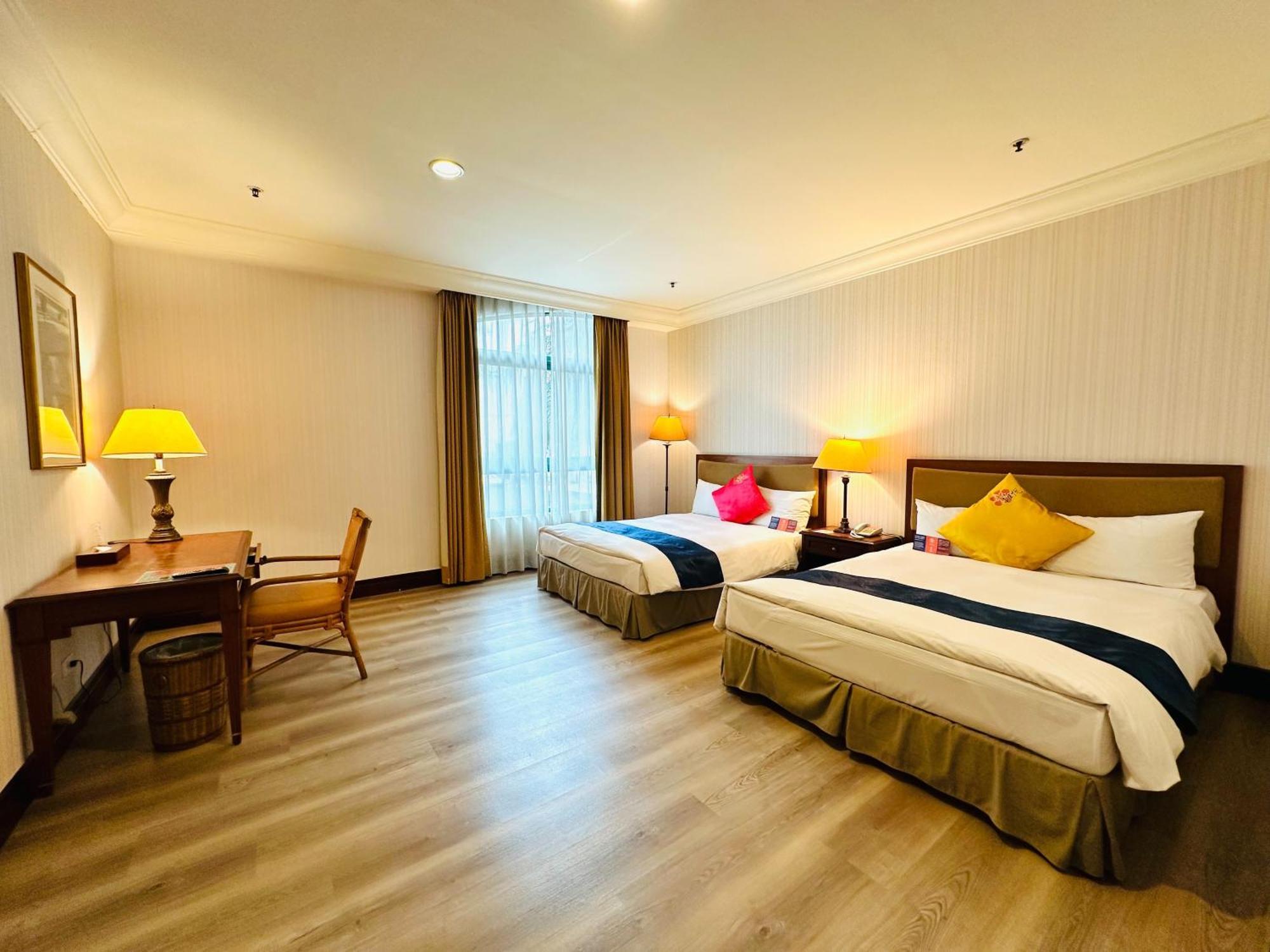 Wei-Yat Grand Hotel Tainan Buitenkant foto