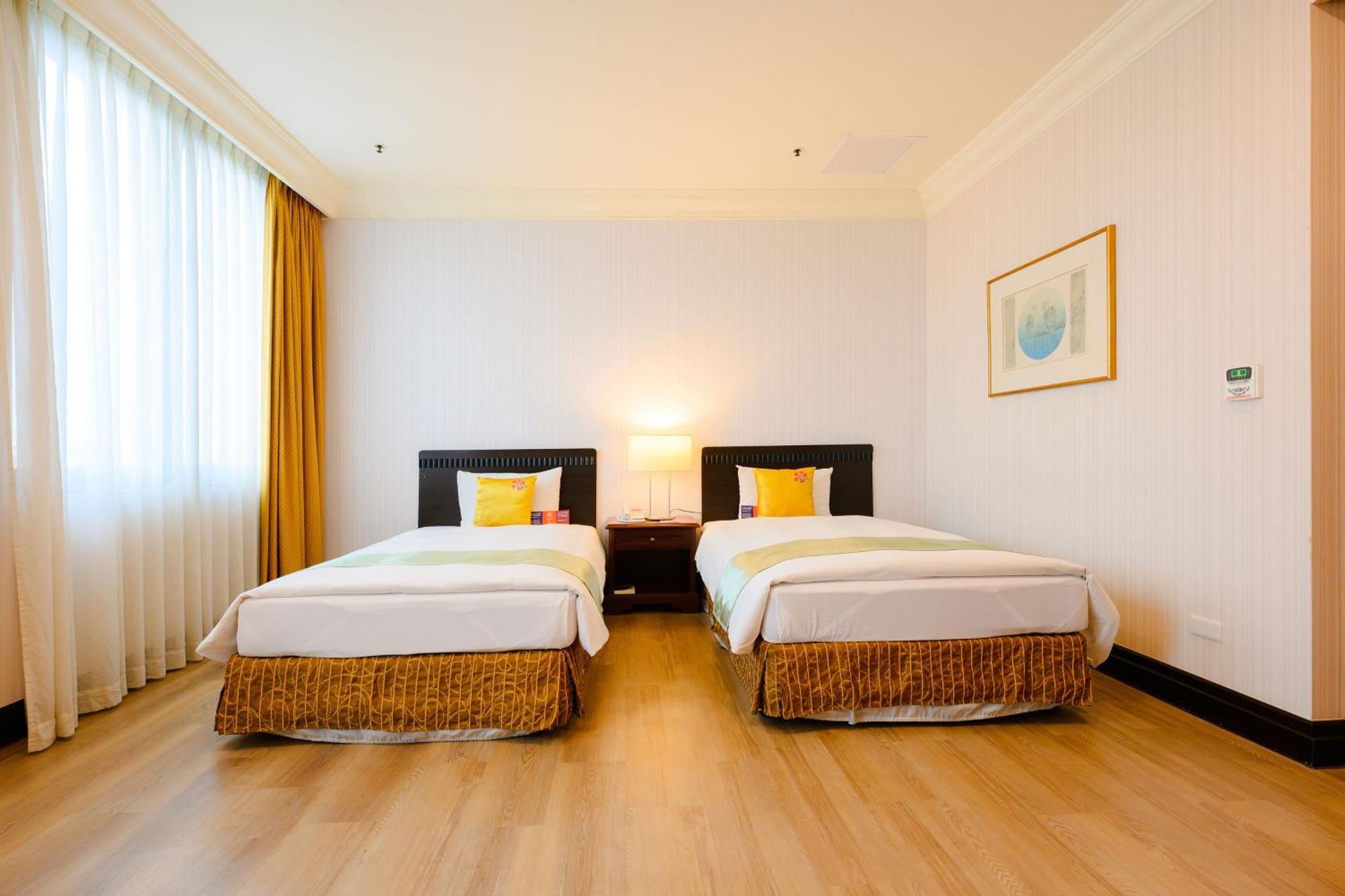Wei-Yat Grand Hotel Tainan Buitenkant foto