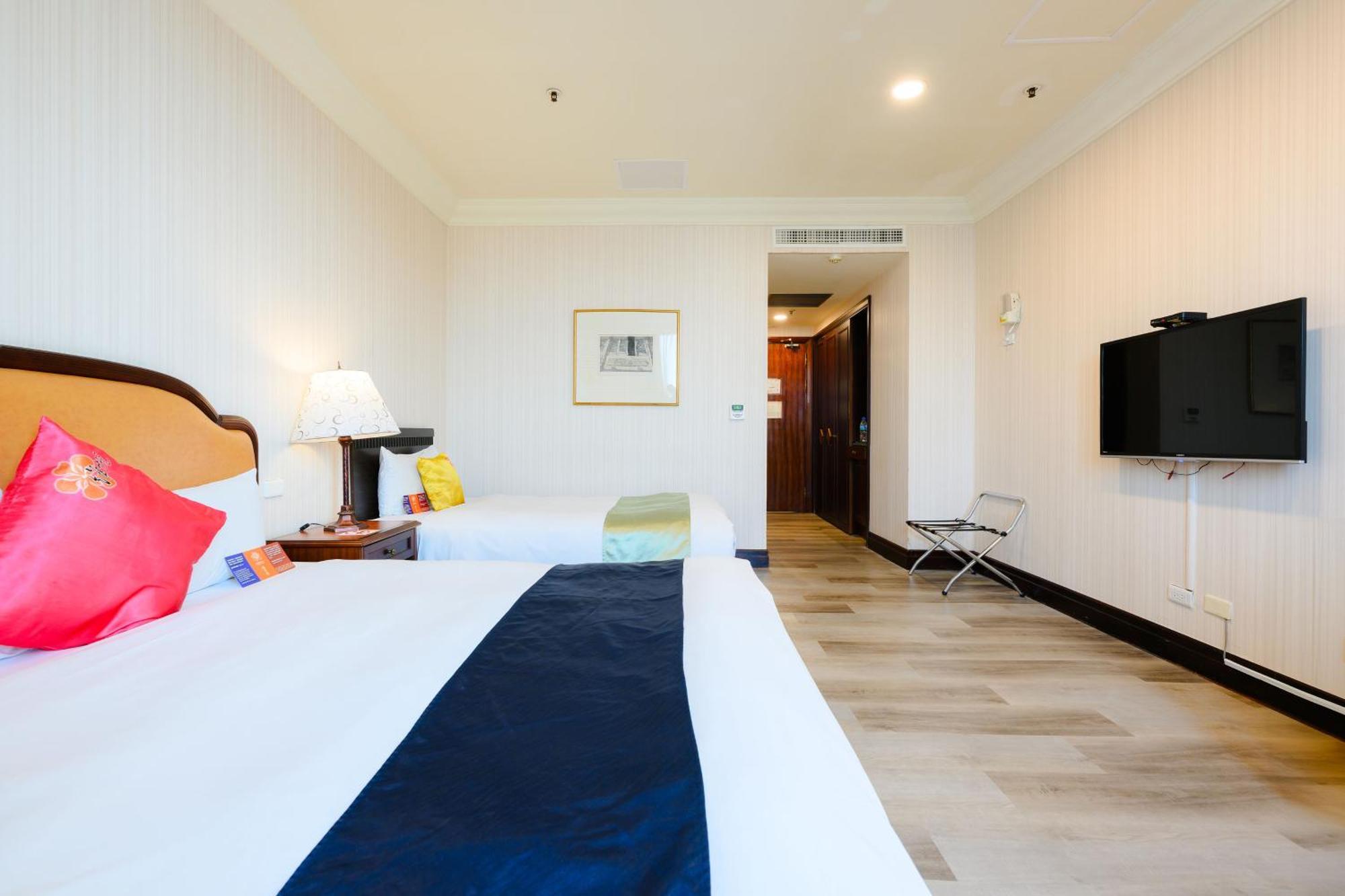 Wei-Yat Grand Hotel Tainan Buitenkant foto