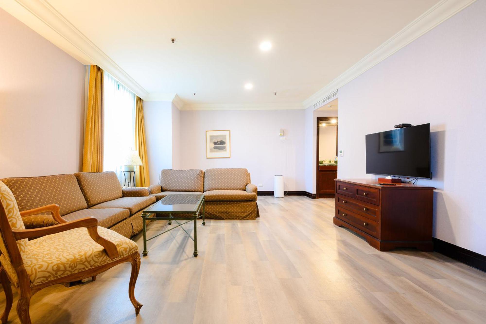 Wei-Yat Grand Hotel Tainan Buitenkant foto
