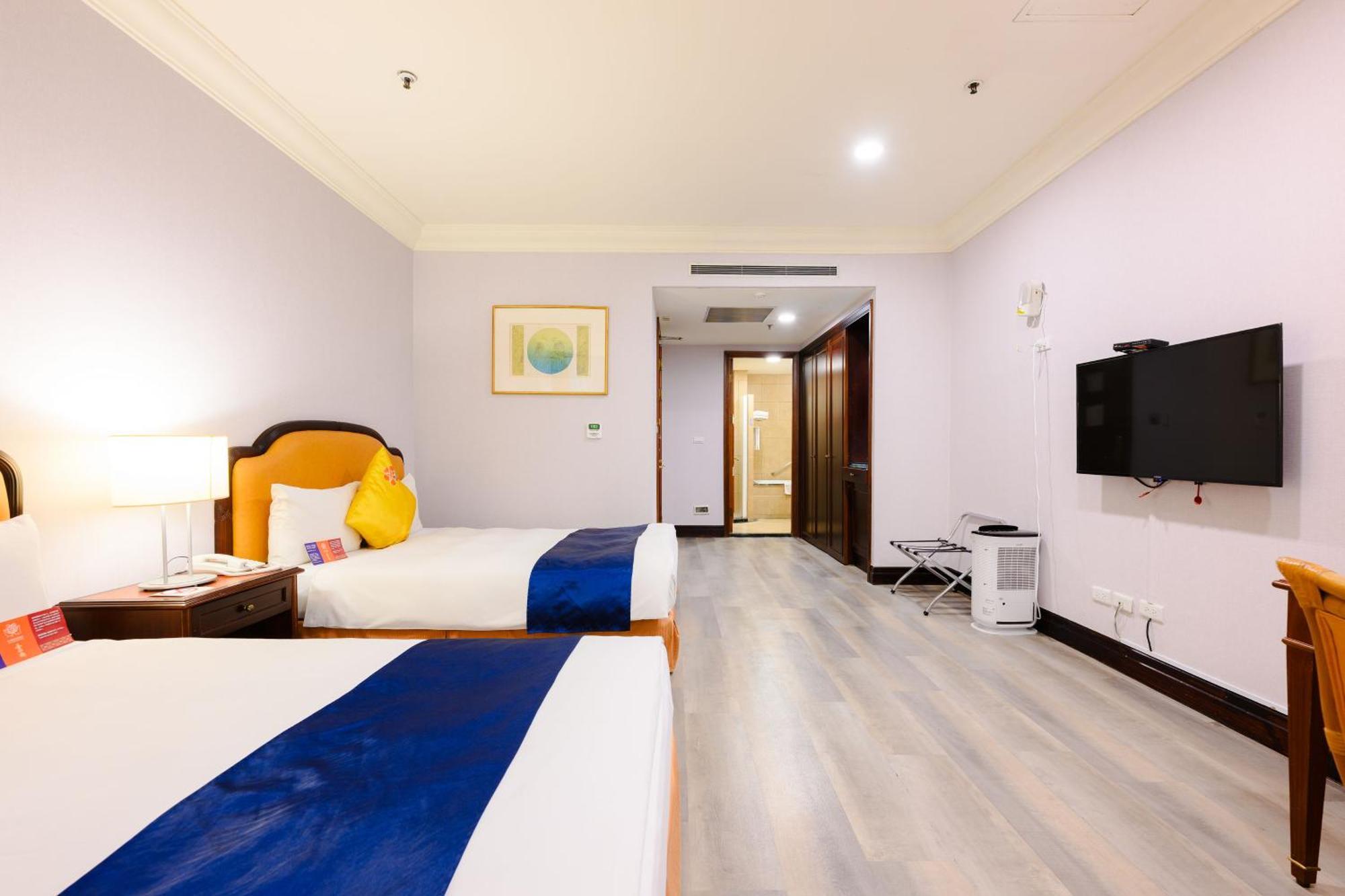 Wei-Yat Grand Hotel Tainan Buitenkant foto