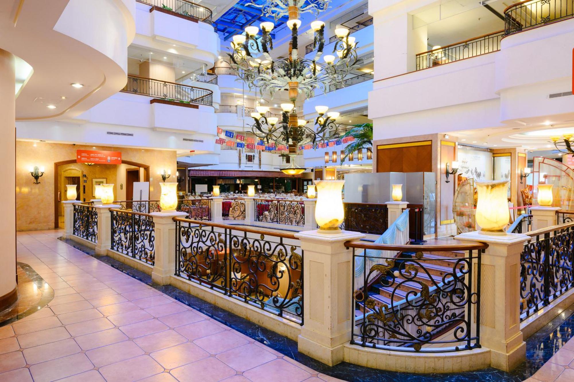 Wei-Yat Grand Hotel Tainan Buitenkant foto