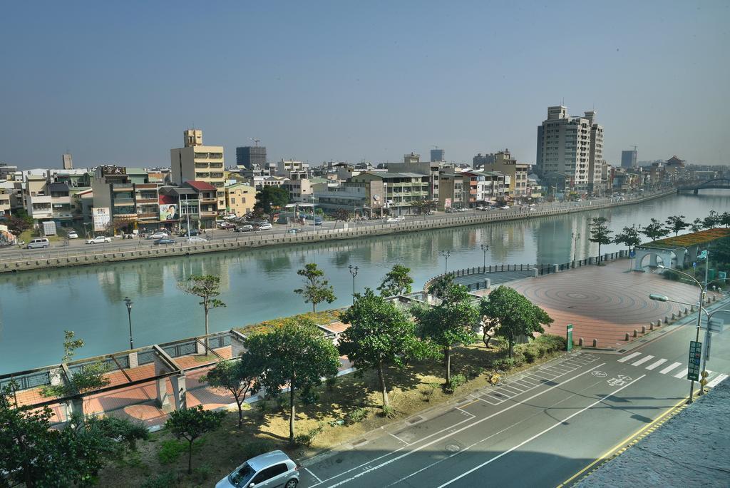 Wei-Yat Grand Hotel Tainan Buitenkant foto