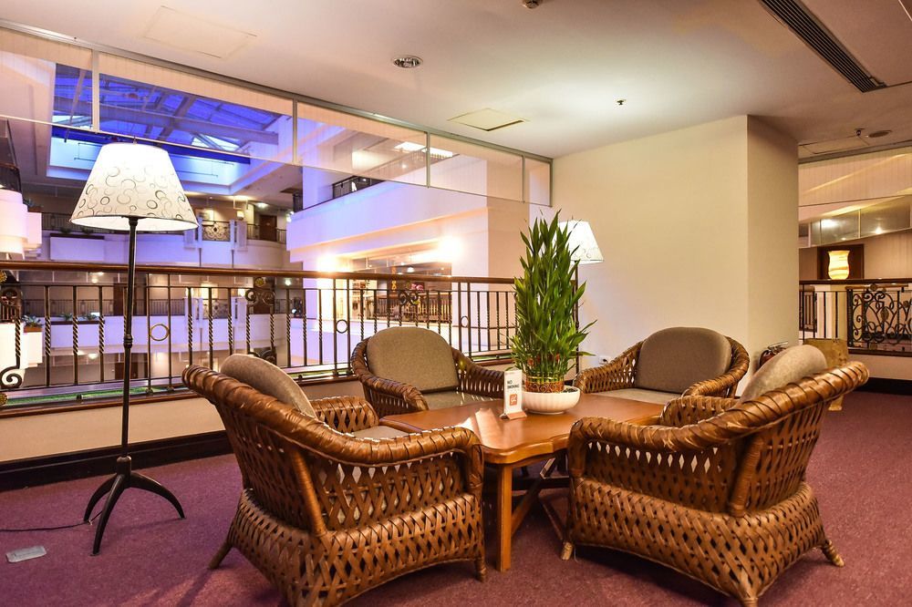 Wei-Yat Grand Hotel Tainan Buitenkant foto