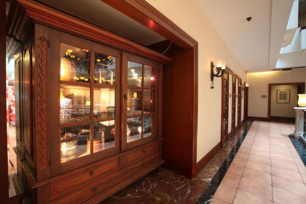 Wei-Yat Grand Hotel Tainan Buitenkant foto